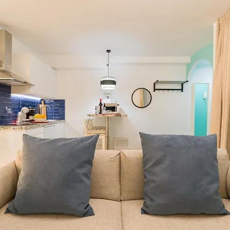 Beachfront In Canteras With Pool Feriehus *